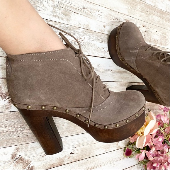 Steve Madden “CINNDI” Taupe Lace Up Platform Clog Ankle Boots Size 7 - Picture 1 of 16